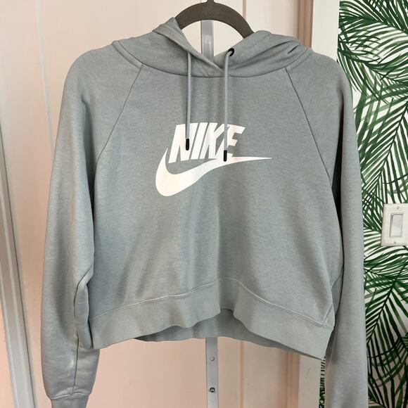 Nike Womens Essential Cropped Hoodie in Ocean Large - Picture 2 of 8